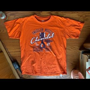 Boy’s GM Chevrolet Orange Short S T shirt sz 18/20